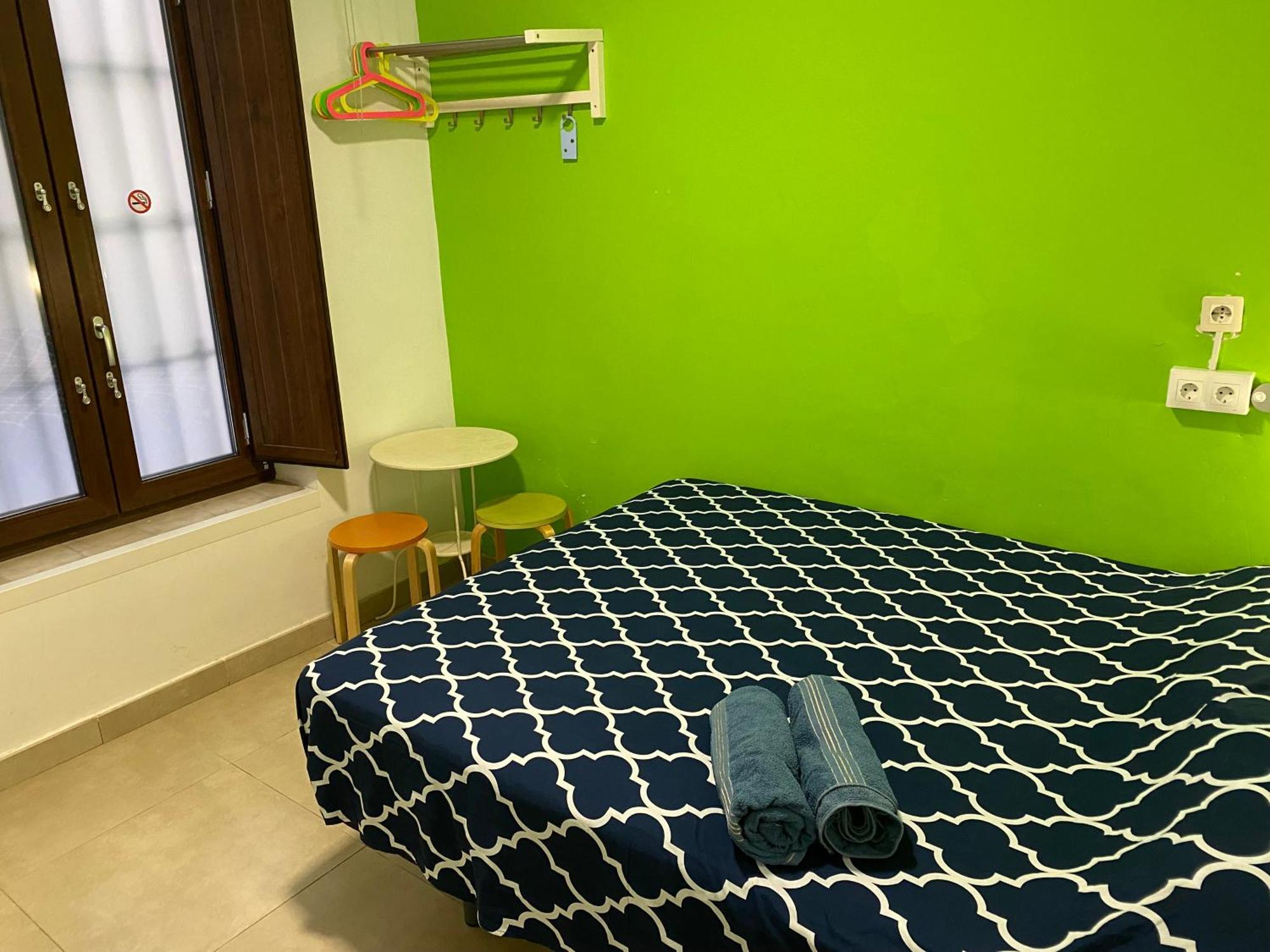 Oh! My Hostel Гранада Екстериор снимка
